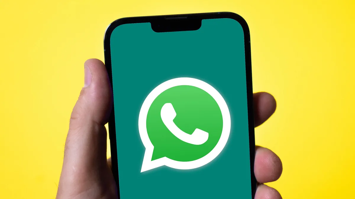 What are the features of the WhatsApp contact filter?